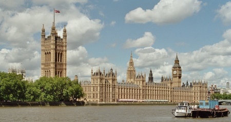 Houses of parliament/Westminster Palace, London [photo by Sir James; licence: cc/by-sa/3.0]