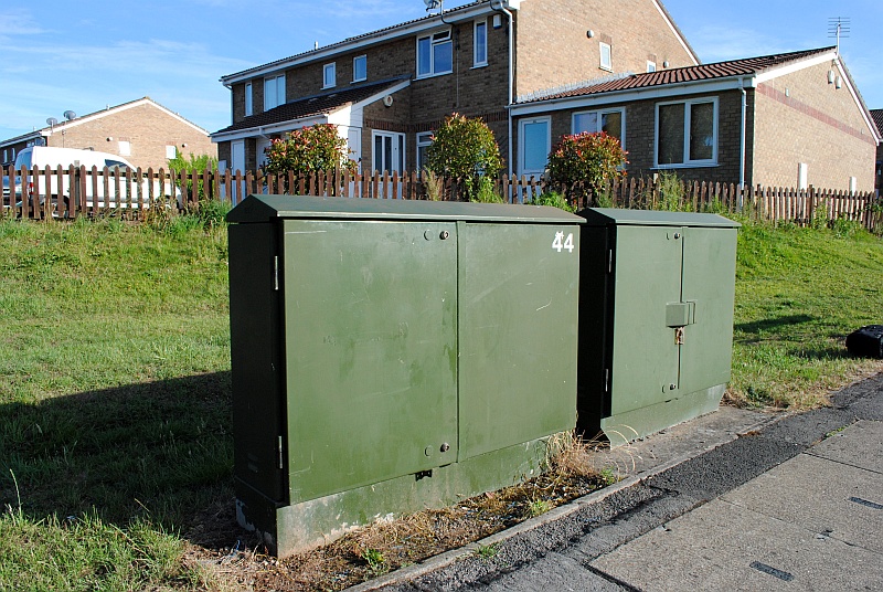 bt-baileys-court-road-cabinetTelephone cabinets near the junction of Baileys Court Road and Ellan Hay Road.