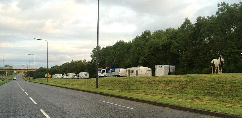 Illegal traveller encampment on Bradley Stoke Way. [Credit: Tim Bull]