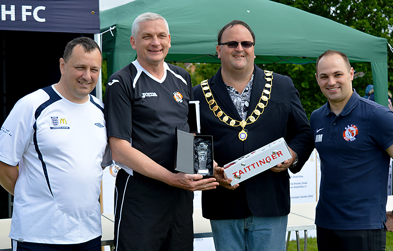 Presentation to Martin Lee (2nd from left).