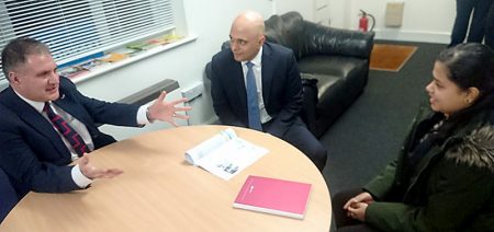 Photo of Khushi talking with Jack Lopresti MP and home secretary Sajid Javid.