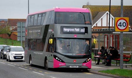 Photo of an M1 MetroBus vehicle at the Webbs Wood southbound stop in Bradley Stoke.