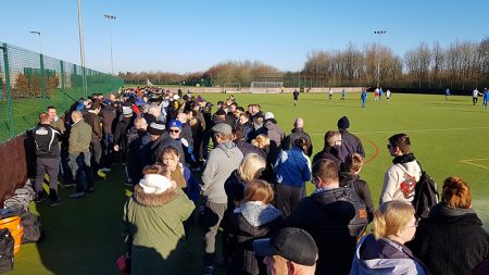 Photo of the crowd on the touchline.