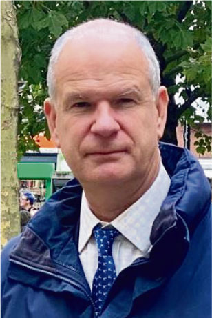 Photo of Mark Shelford.