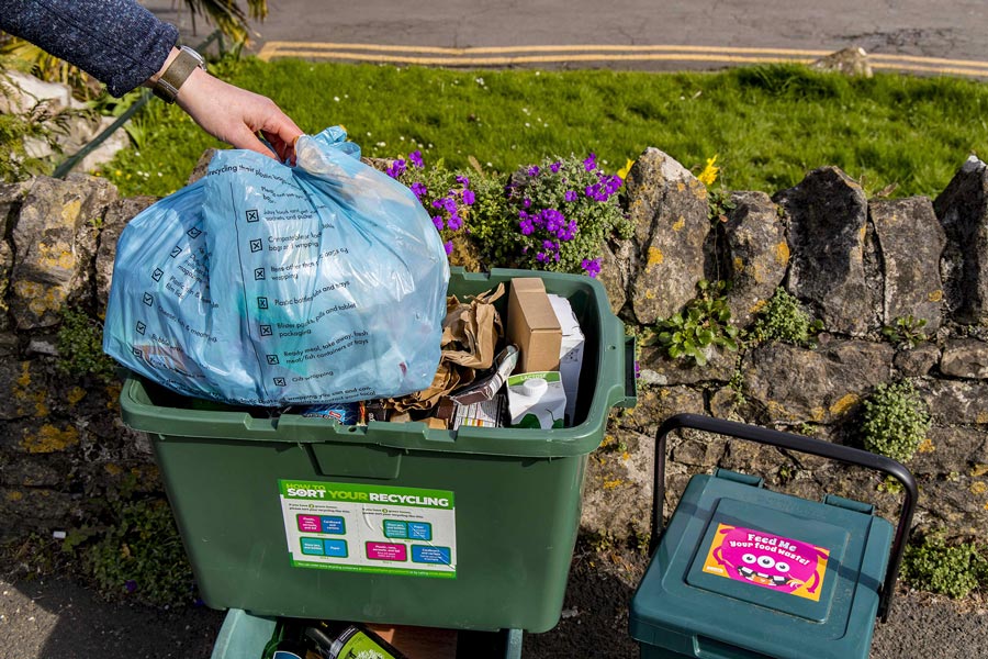 More homes in Bradley Stoke to receive soft plastics recycling collections 